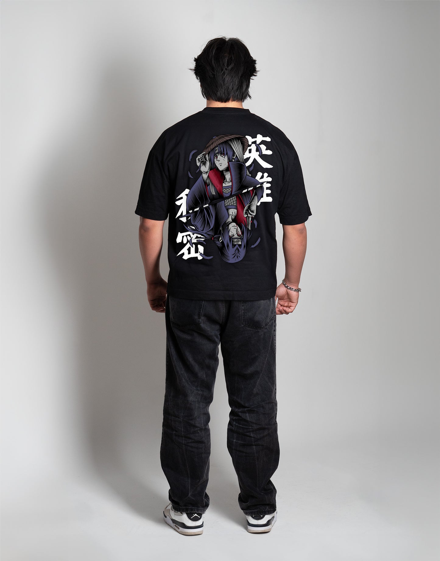 Itachi Uchiha - Naruto Oversize T-Shirt
